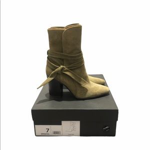 Banana Republic Canton Suede Boots